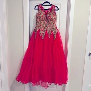Beautiful hot pink/gold gown